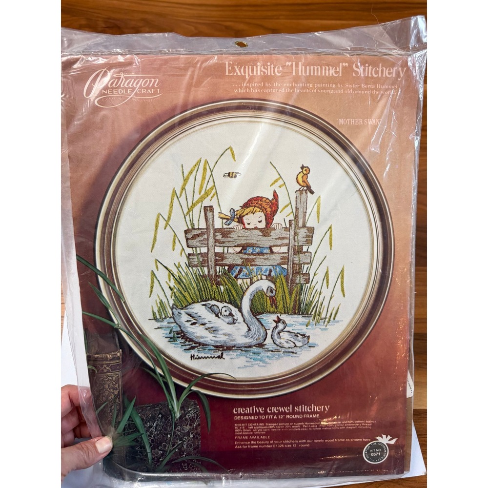 VTG Paragon Mother Swan Hummel Crewel Stitchery Kit 12in 0571 Hummel Art - Picture 1 of 7